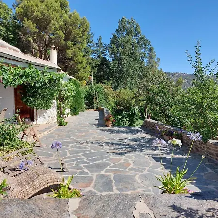 Casa De Alguaztar Bed and breakfast *